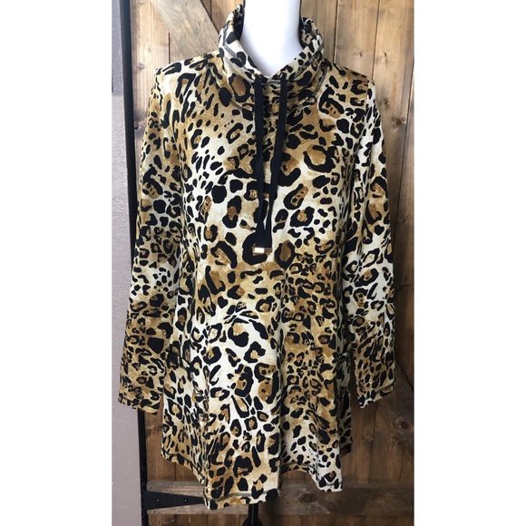 Susan Graver Weekend Print French Terry Tunic - Picture 1 of 5